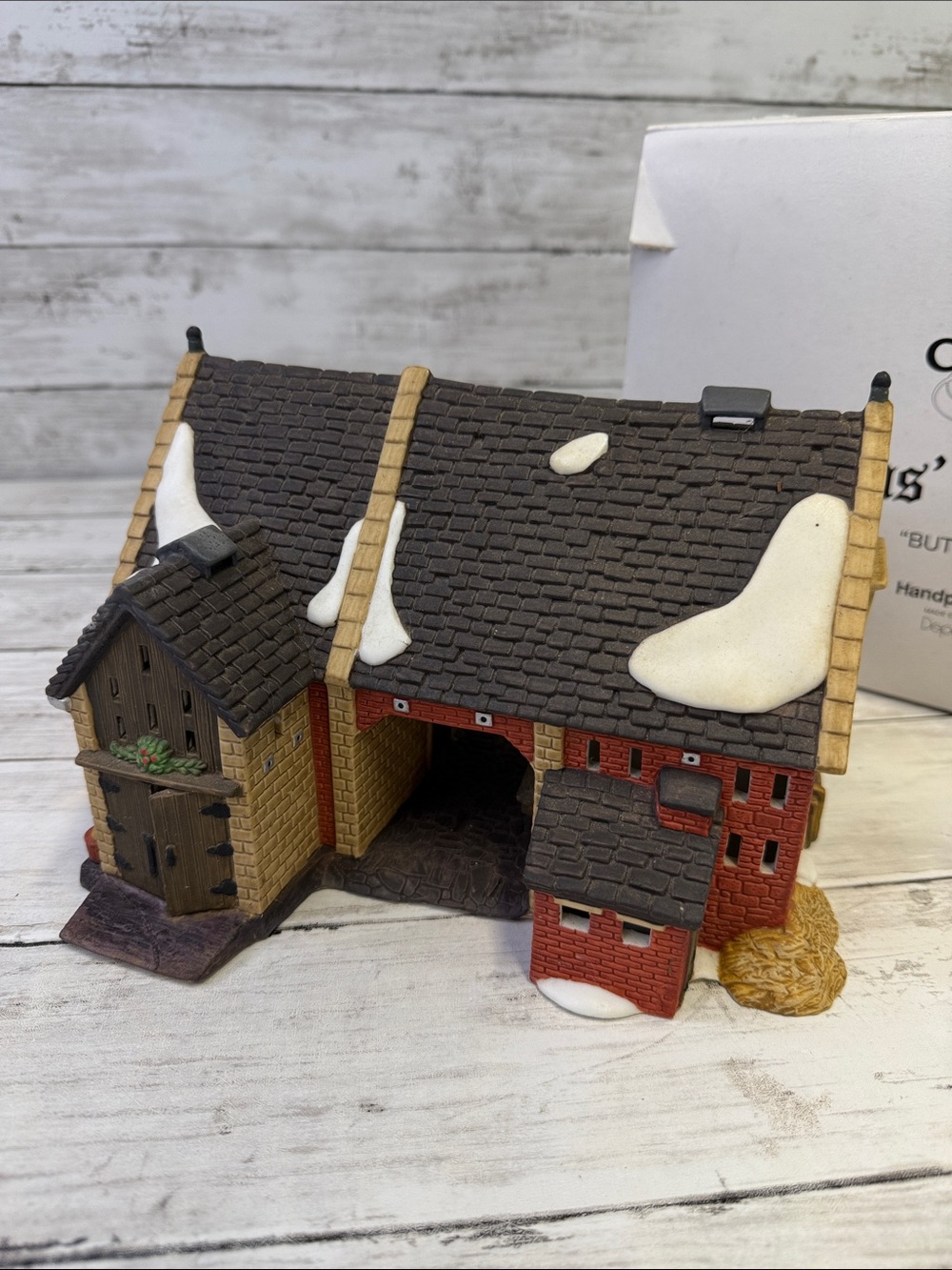 Dept 56 Butter tub Barn Dickens Christmas village w box and light Read details